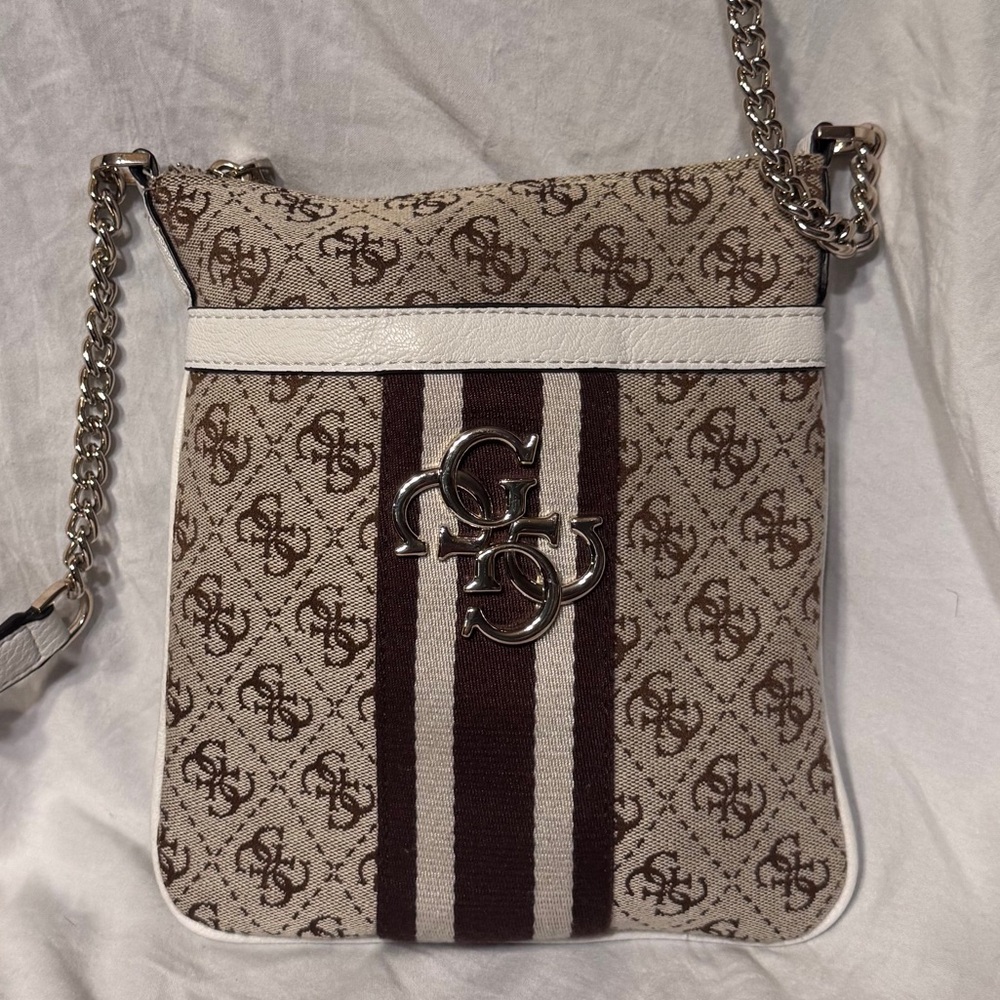 Guess Beige Monogrammed Interior